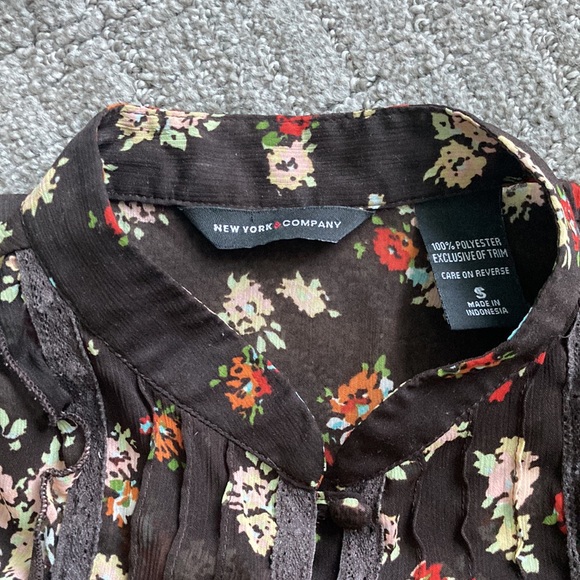 New York & Company Sheer Button Down Top - Picture 9 of 10